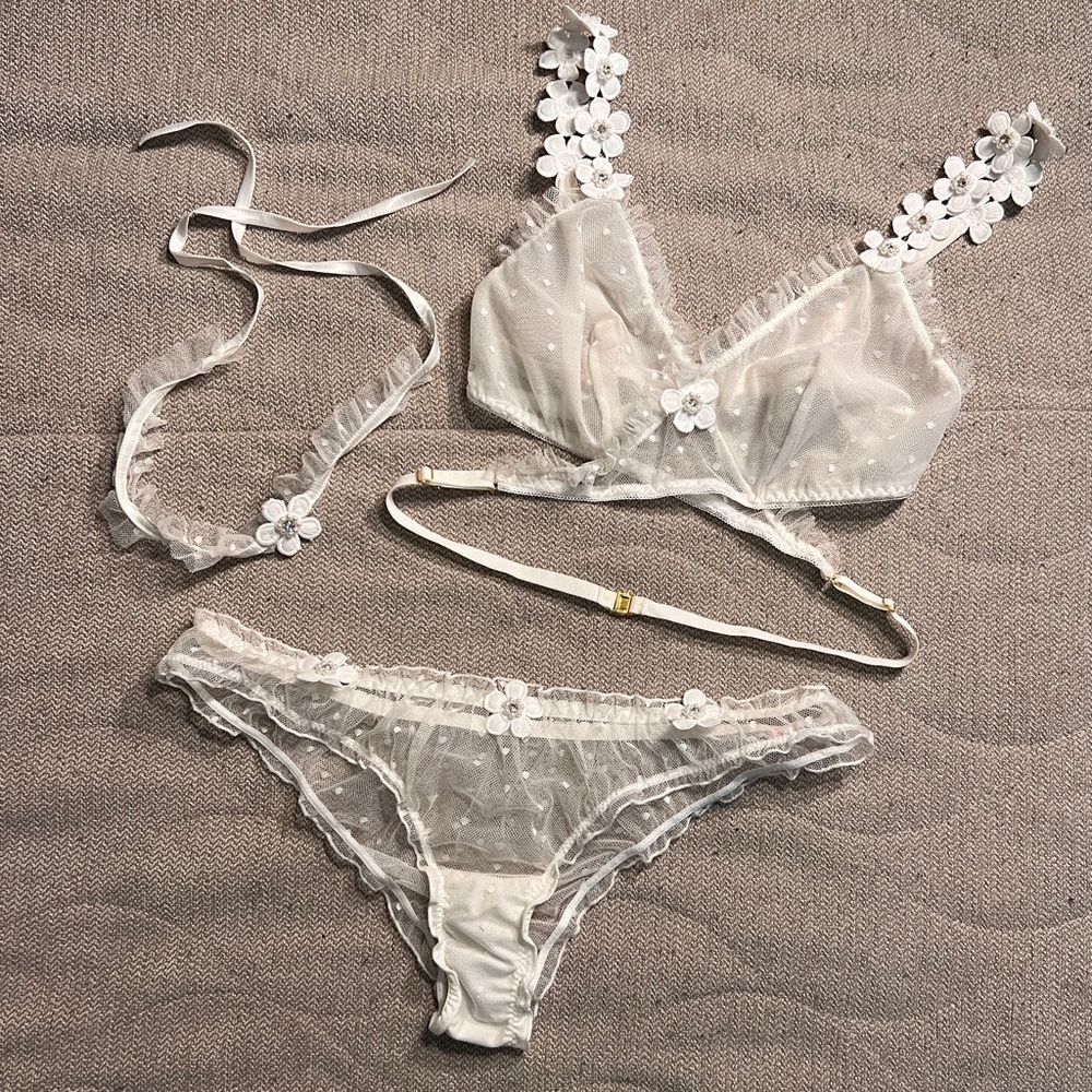 Empress Mimi My Fair Daisy Bralette & Panty + Choker Set - 32 D/S Panty